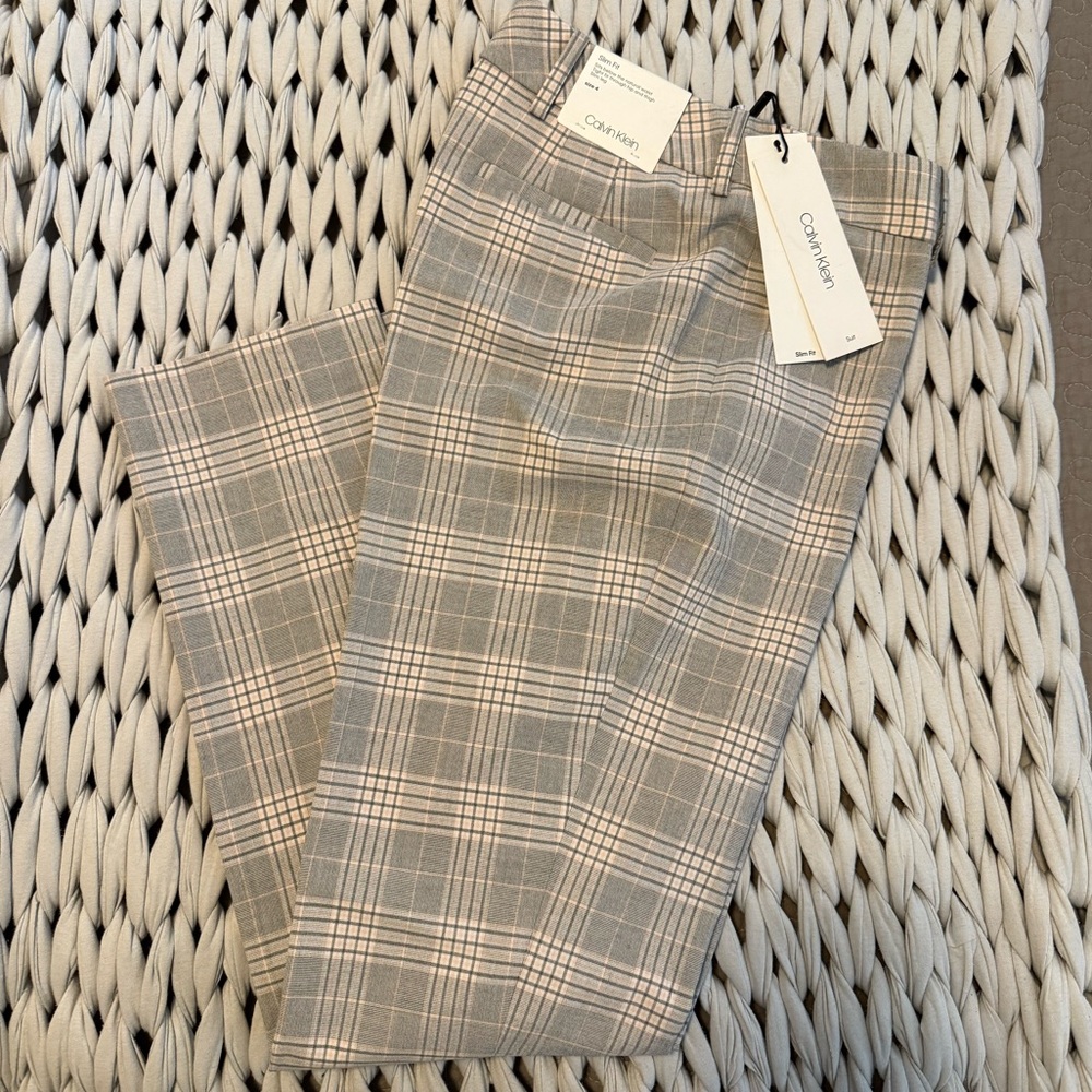 Calvin Klein Women's Classic Gray and Pink Plaid Blazer and Pants - Suit Set - Picture 4 of 5